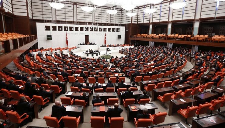 AK Parti Anayasa Komisyonu'nun ilk toplantı tarihi belli oldu