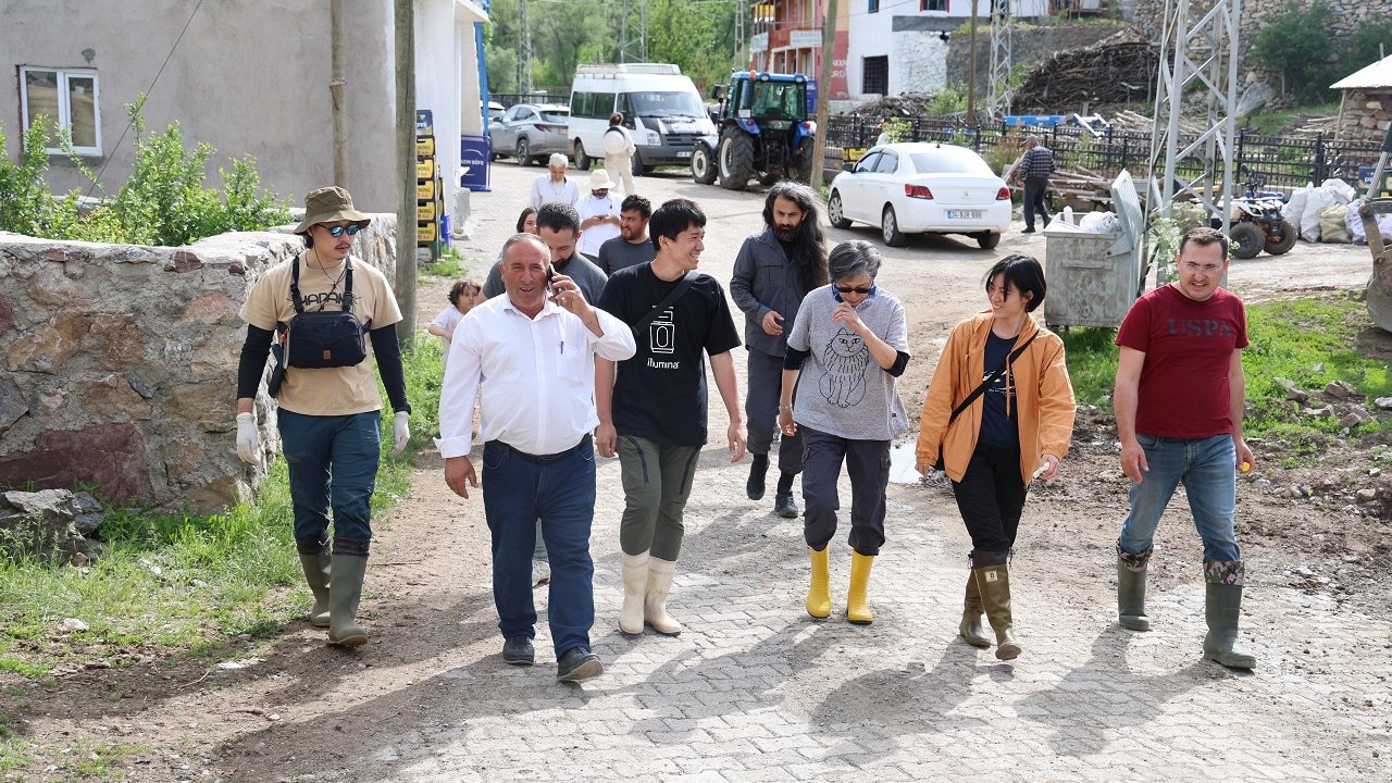 Japon Bilim İnsanları Keneler İçin Sivas'ta