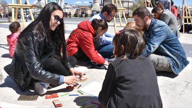 ÇOCUKLAR İÇİN RESİM ETKİNLİĞİ