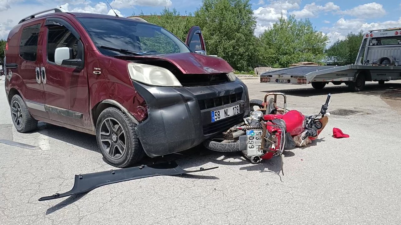 Sivas'ta Feci Kaza: 7 Yaralı