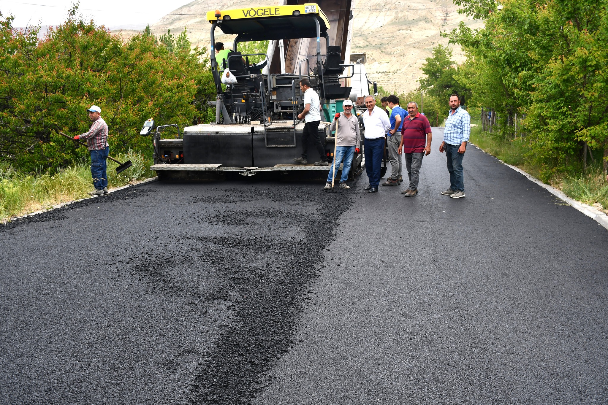 Gürün’de Mahalle Yolları Yenileniyor
