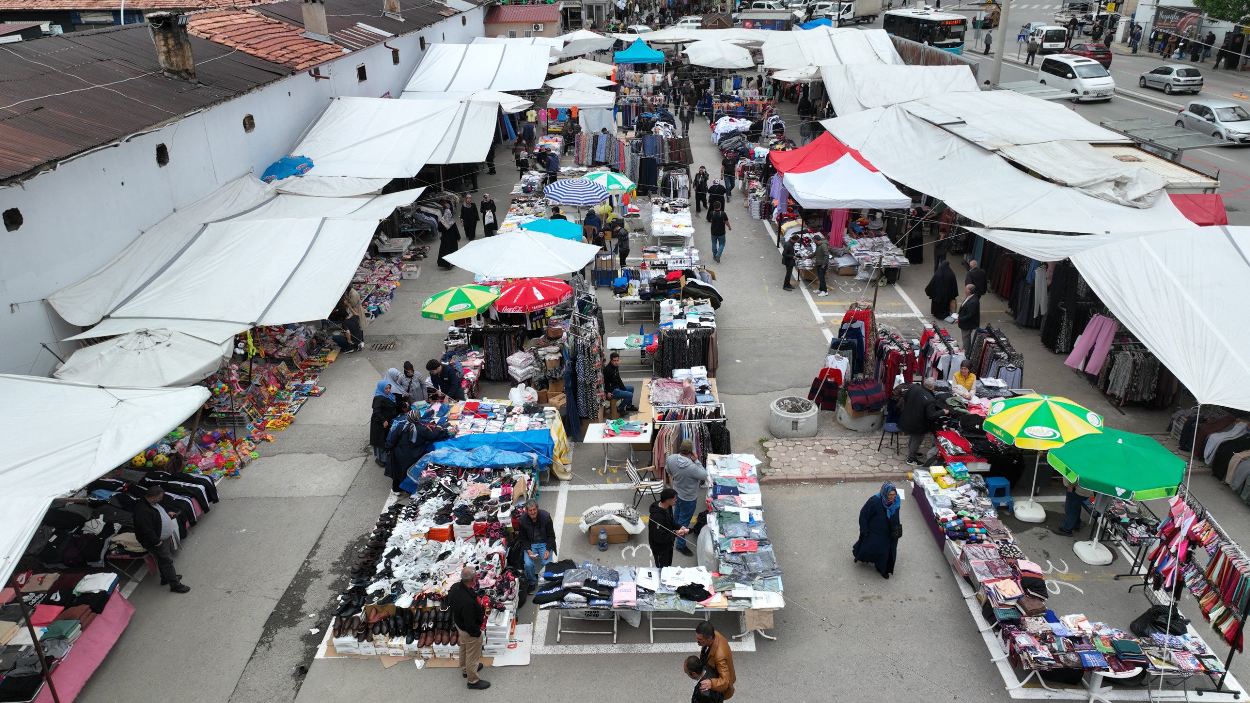 Sivas’ta Bayram Pazarı Kuruldu