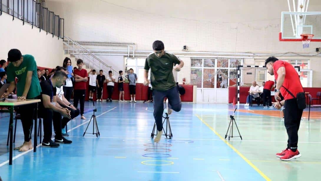 Sivas'ta Spor Ortaokuluna Öğrenci Alınacak