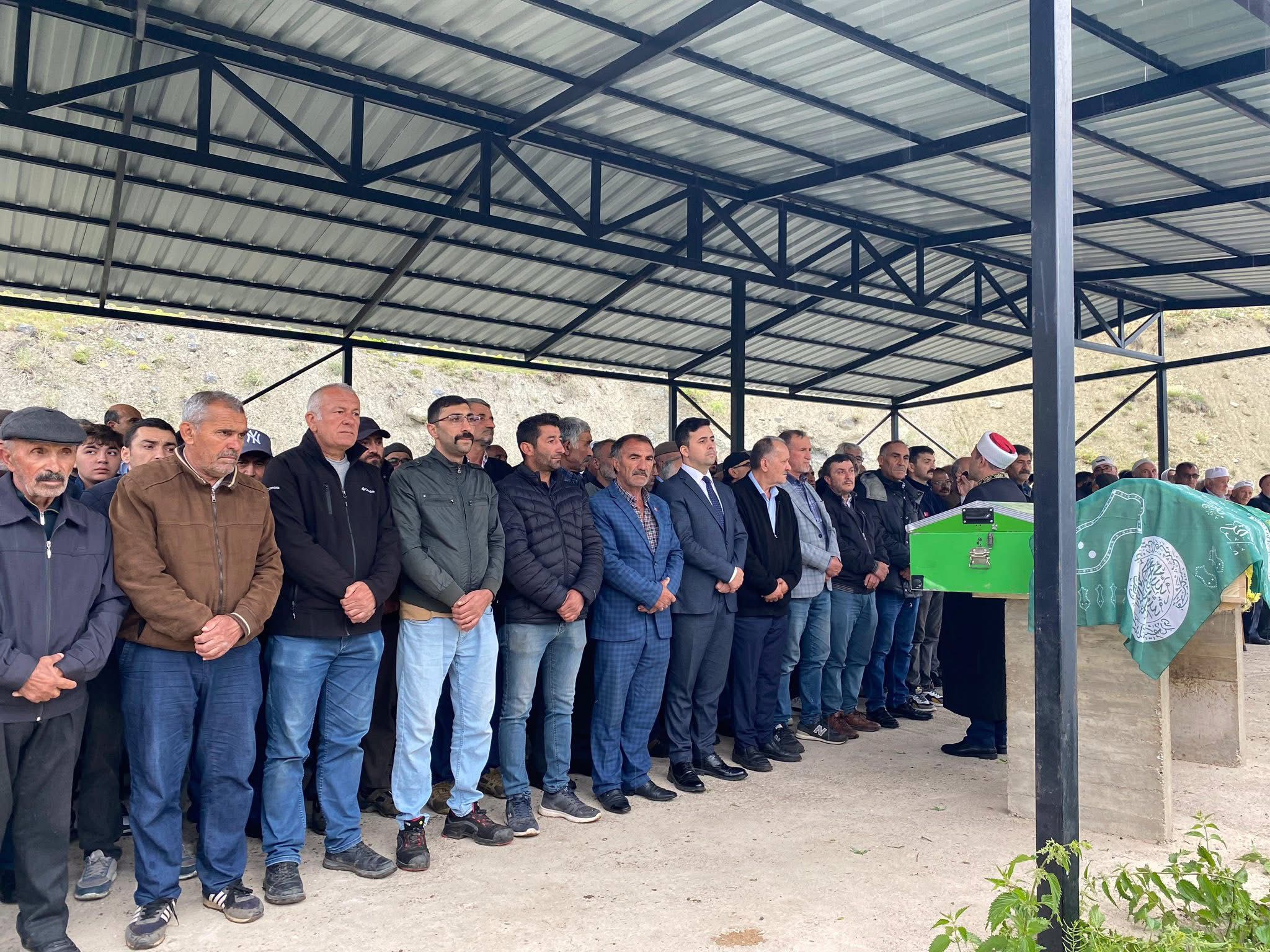 Sivas'ta Yaşlı Çift Toprağa Verildi