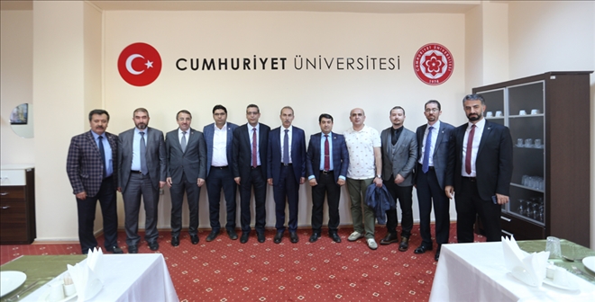 CÜ REKTÖRÜ YILDIZ, SENDİKA TEMSİLCİLERİ İLE GÖRÜŞTÜ