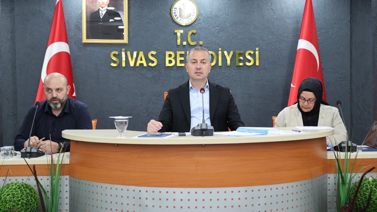 Adem Uzun'dan Kene Açıklaması: "Sivas Merkezde Kene Yok''