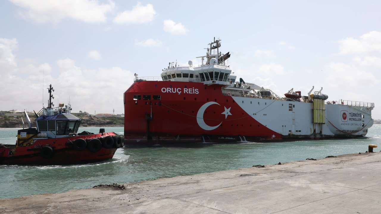 Oruç Reis yurda dönüyor
