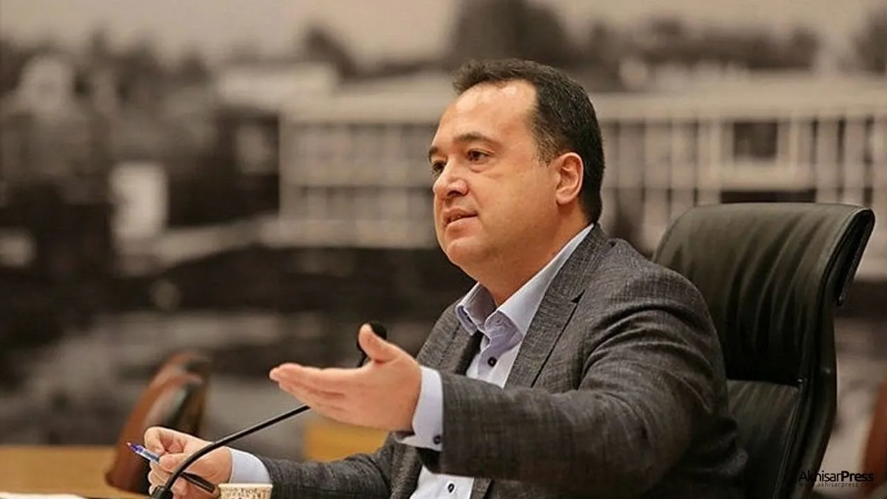 Yas Tutan Şehirde Yeni Başkan: Besim Dutlulu