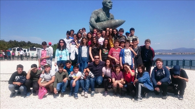 SİVASLI ÖĞRENCİLER İSTANBUL ve ÇANAKKALE´Yİ GEZDİ