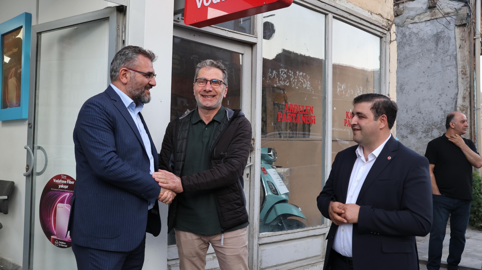 AK Parti’den Divriği’ye Gönüllere Dokunan Buluşma
