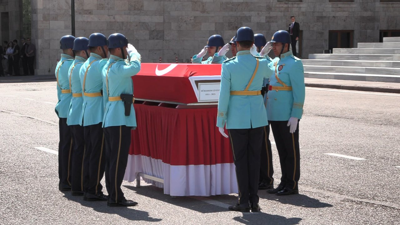 Hayatını kaybeden eski MHP'li vekil için TBMM'de tören
