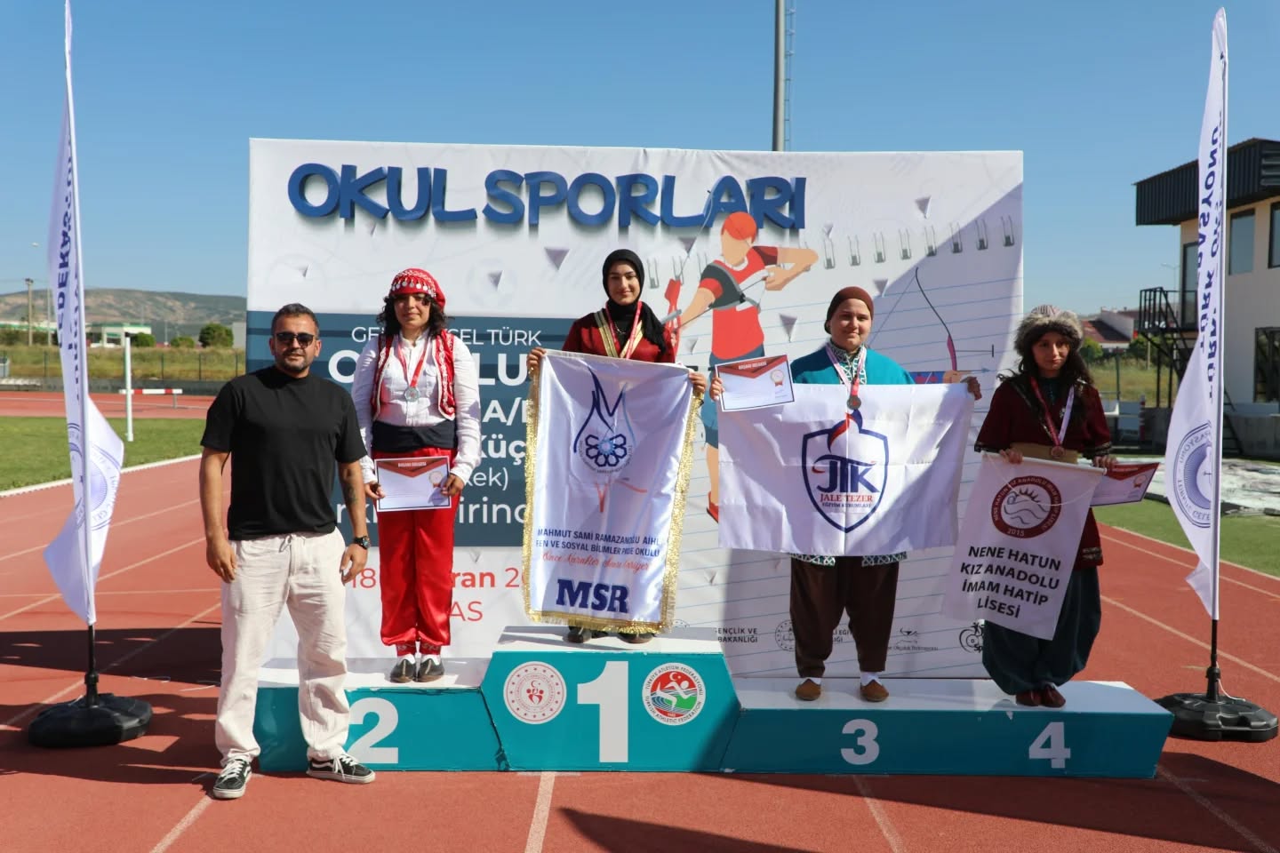 Geleneksel Türk Okçuluğu Şampiyonları Sivas’ta Ödüllerini Aldı