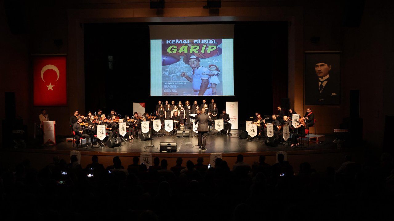 Sivas'ta Maarif Orkestrası İlk Konserini Verdi