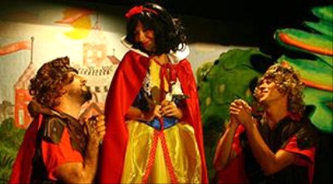 PAMUK PRENSES VE ASLAN MÜZİKALİ  BÜYÜLEDİ