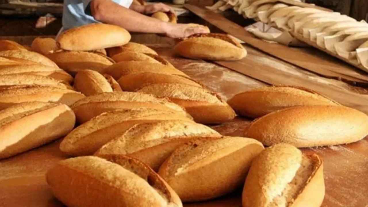Ekmek fiyatlarına flaş zam! Marketlere satış durduktan sonra bu karar çıktı