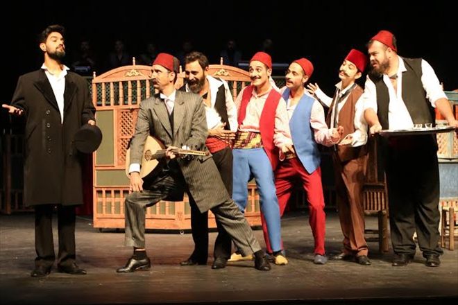 9 ŞUBATTA YENİ OYUN SAHNEYE