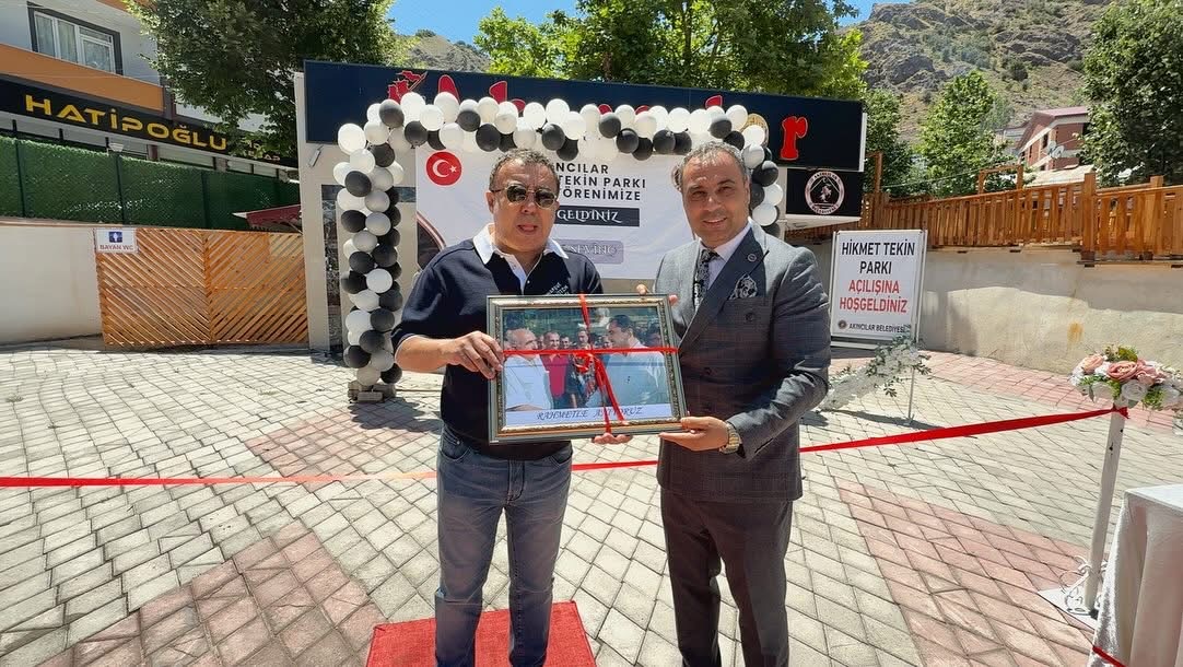 Sivaslı İş İnsanından Anlamlı Hizmet