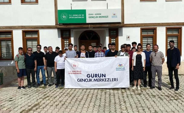 Sivaslı Gençlerden Çanakkale’de Tarihe Yolculuk