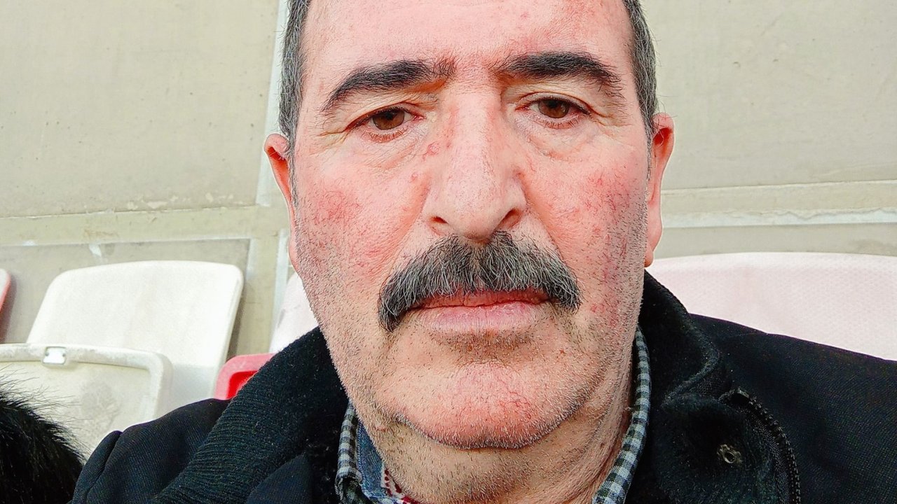 Sivas'ta Devrilen İş Makinasının Sürücüsü Öldü