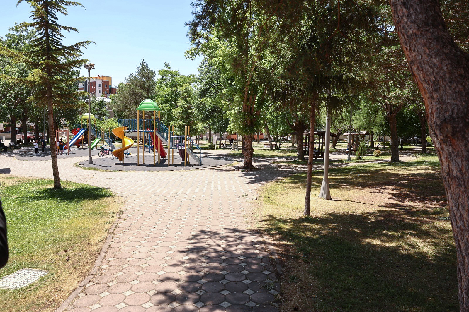 Sivas’ta Her Mahalleye Bir Halı Saha