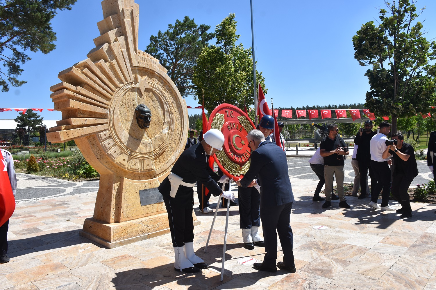 Atatürk'ün Sivas'a Gelişi Coşkuyla Kutlandı