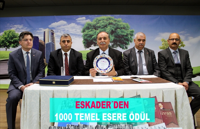 ESKADER´DEN 1000 TEMEL ESERE ÖDÜL