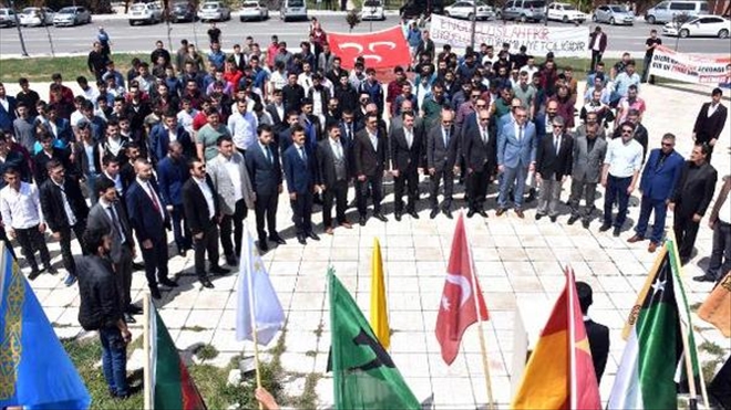 ÜNİVERSİTELİLER TÜRKÇÜLÜK GÜNÜNÜ KUTLADI