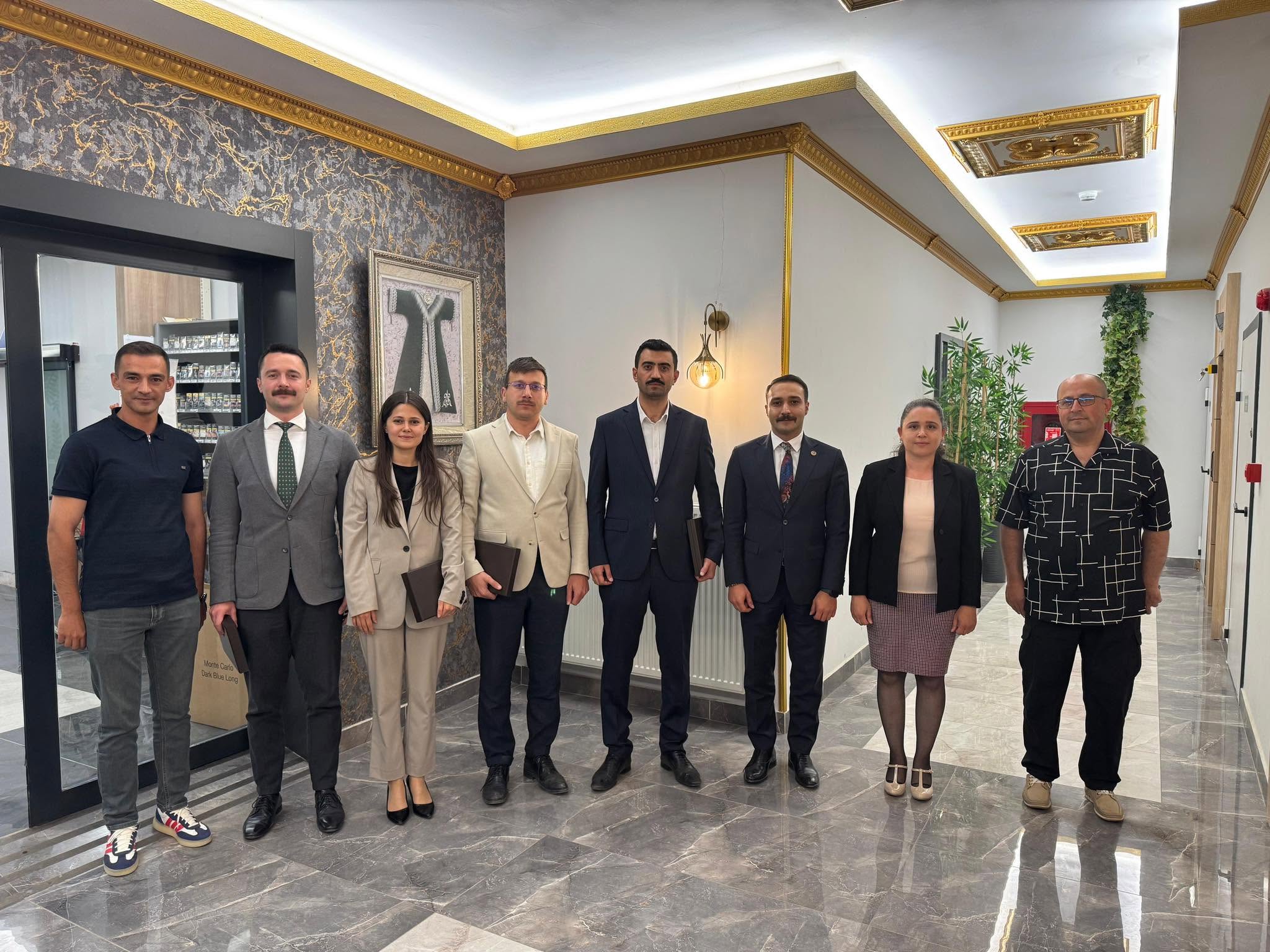 Sivas'tan Ayrılan  Hakim ve Savcılara Veda