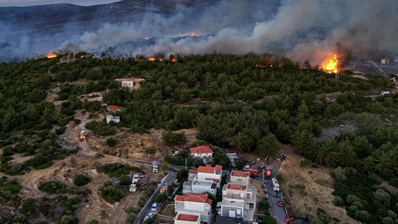 Bakan Yumaklı'dan açıklama: Yangını kontrol altında