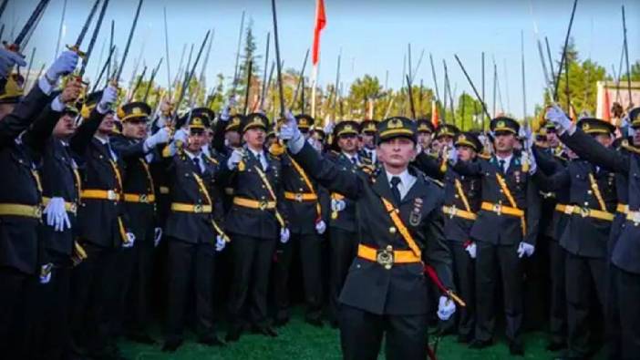 Teğmenlere Ceza Devam Ediyor