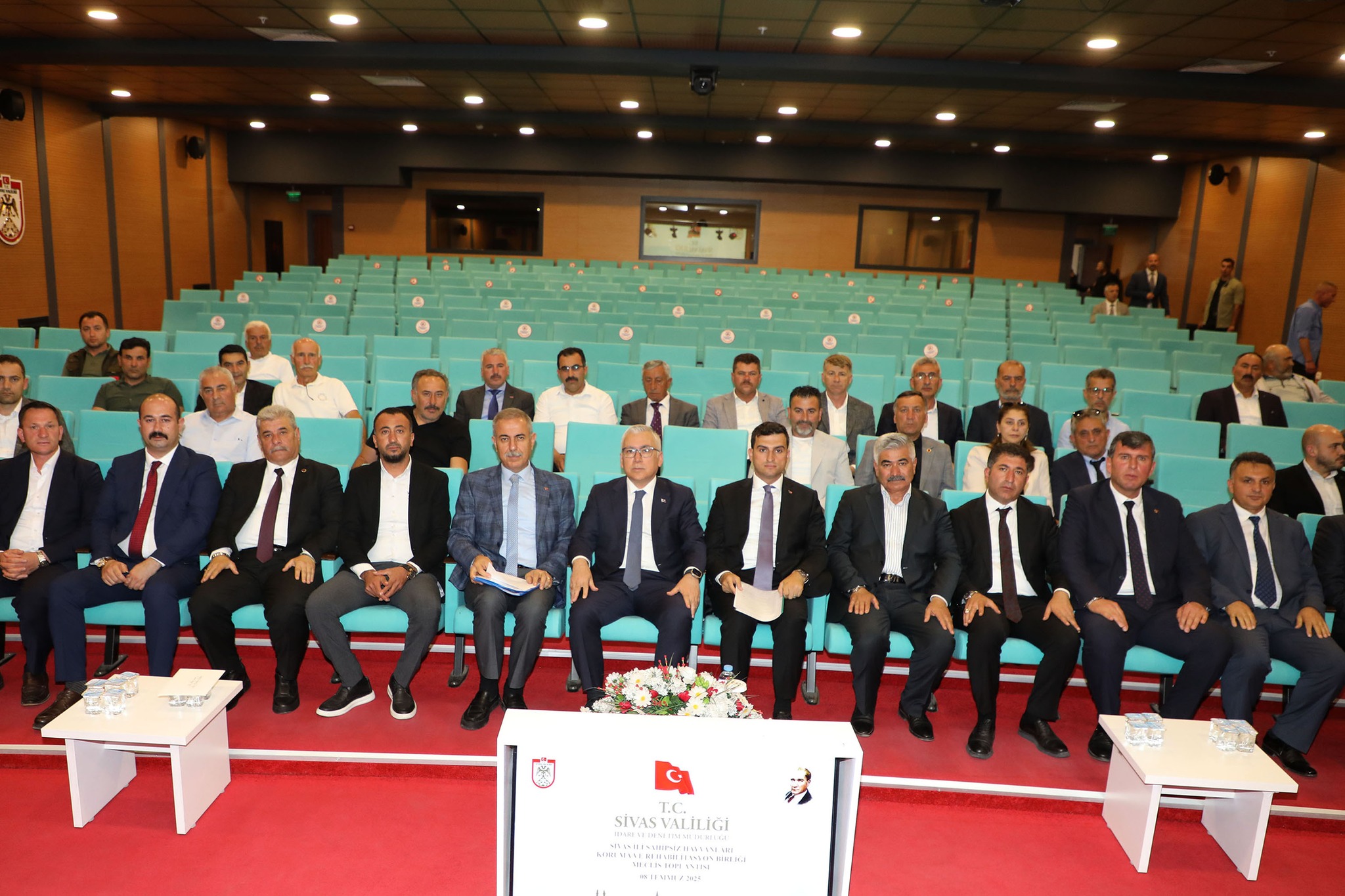 Sivas’ta Sokak Hayvanlarına Güvenli Yuva