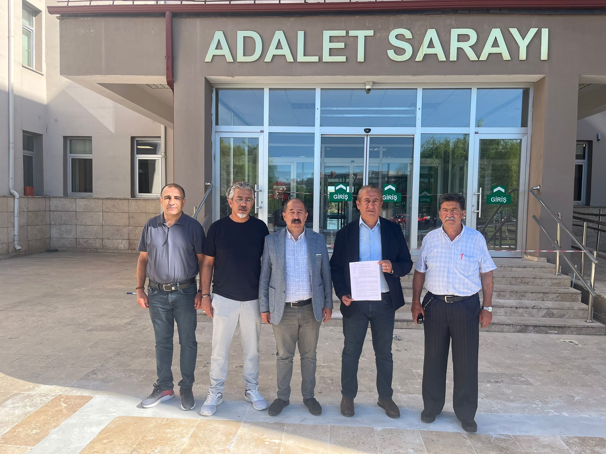 Sivas’tan Suç Duyurusu: Atatürk’e Hakaret...