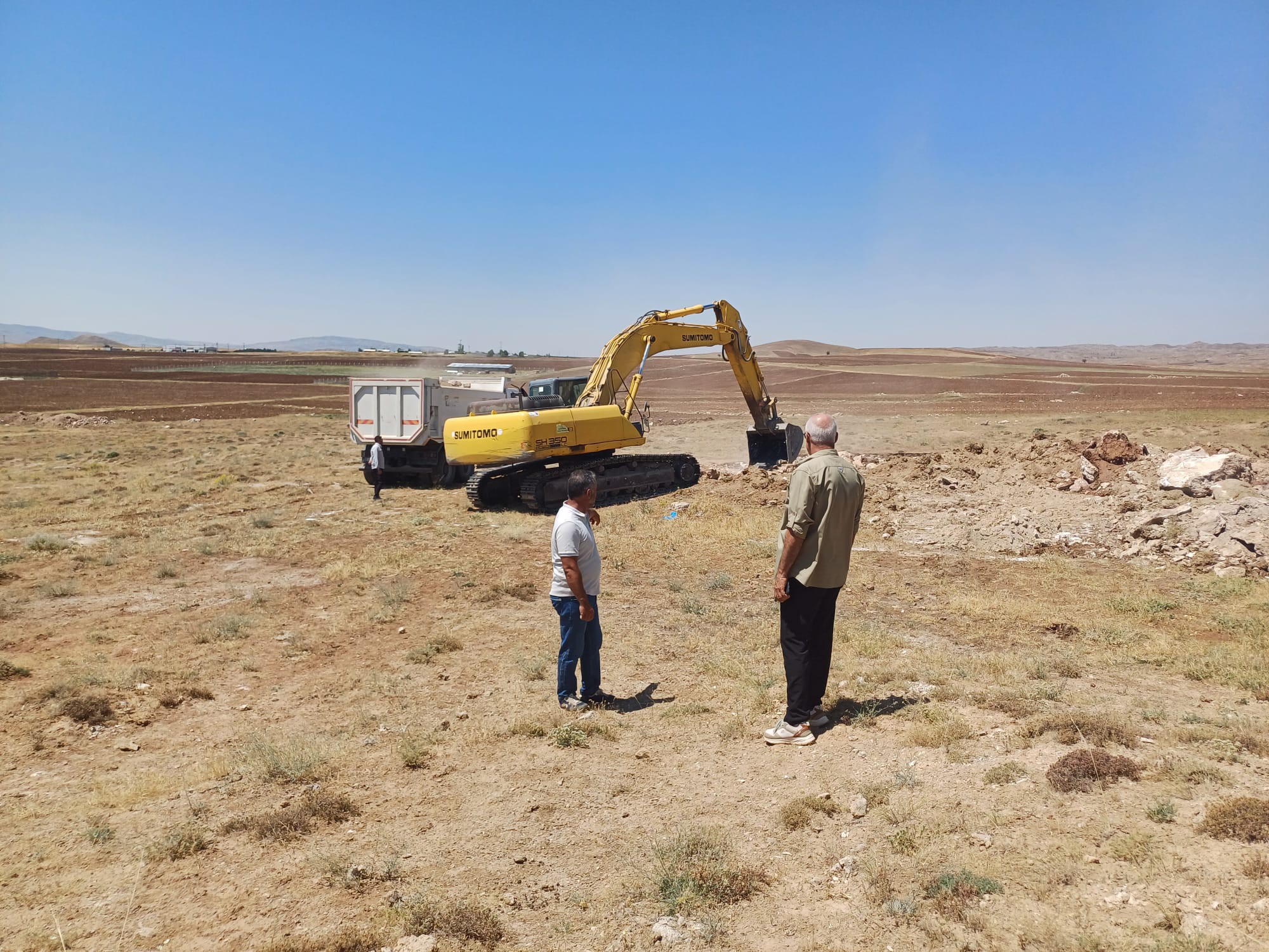 Hafik’te 2. Etap TOKİ Konutları İçin İlk Kazma Vuruldu