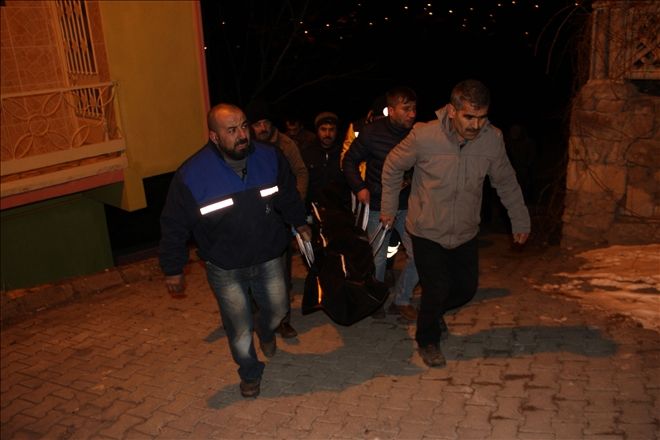 YIKANMAK İÇİN GİRDİĞİ BANYODA ÖLÜ BULUNDU