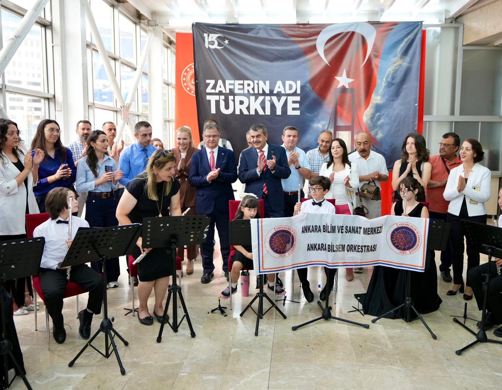 Bakan Tekin, LGS'deki Şaibeleri CHP ile Bağlantılandırdı