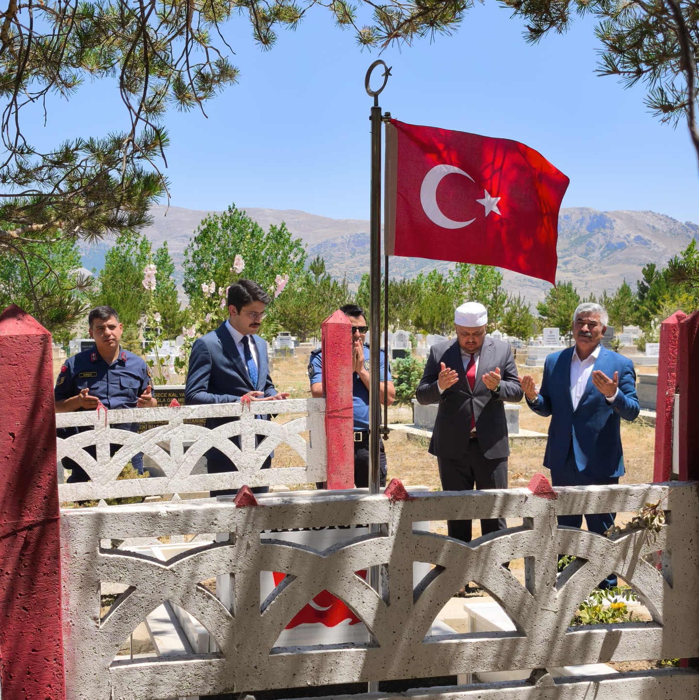 Ulaş'ta 15 Temmuz Şehitleri İçin Mevlit Okutuldu