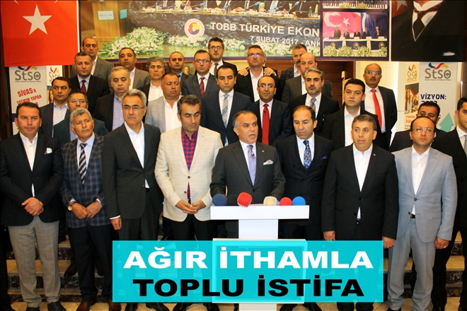 AĞIR İTHAMLA TOPLU İSTİFA
