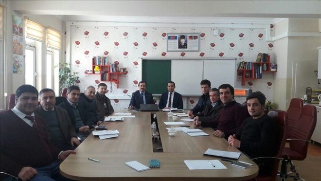 ULAŞ´TA OKUL MÜDÜRLERİ TOPLANTISI