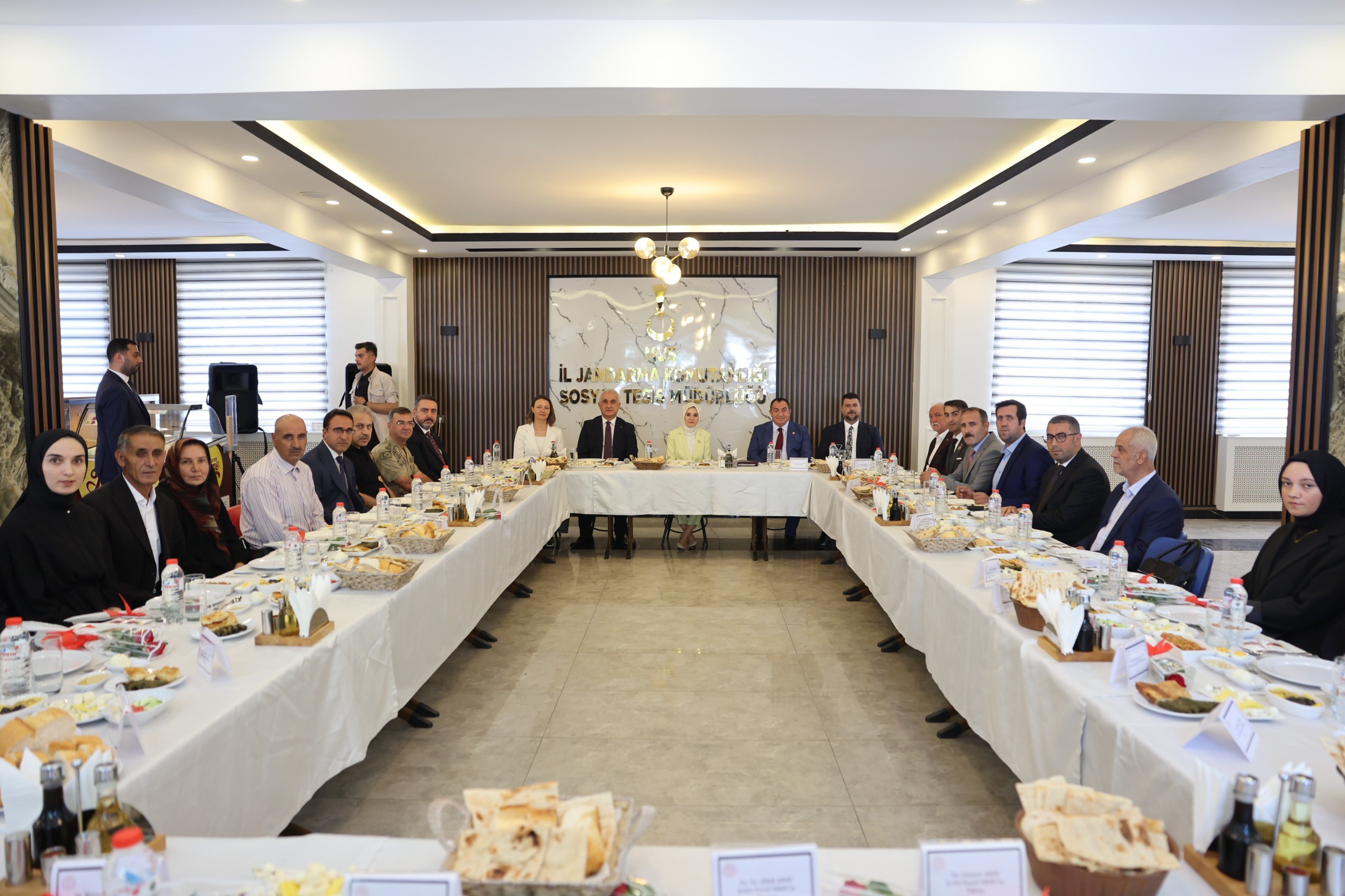 Bakan Göktaş'tan Vefa ve Birlik Mesajı