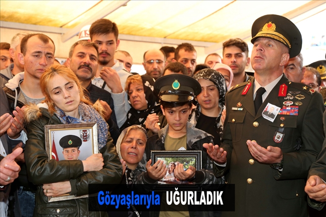 Gözyaşlarıyla  UĞURLADIK