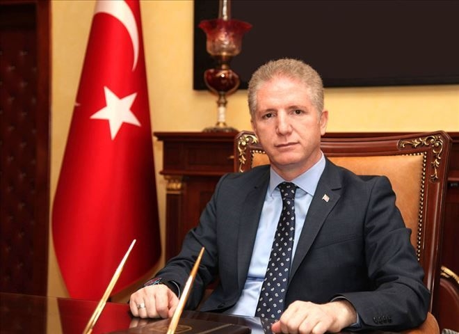 "ANNELER SEVGİNİN TÜKENMEZ KAYNAĞIDIR"