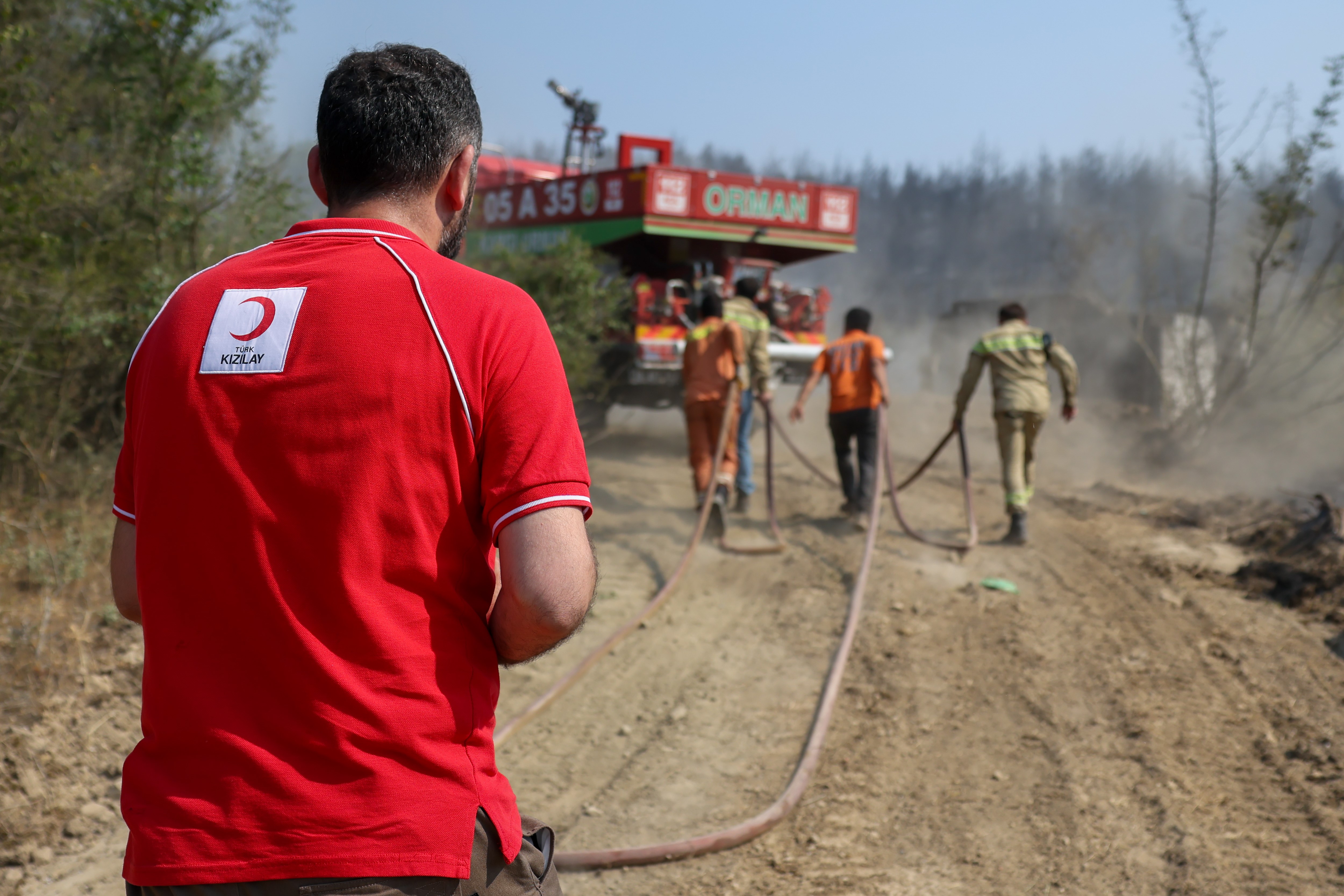 Türk Kızılay'dan yangın bölgelerine yardım