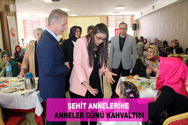 ŞEHİT ANNELERİNE  ANNELER GÜNÜ KAHVALTISI