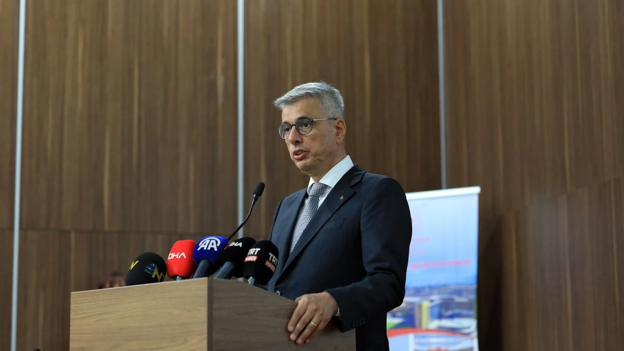 Bulaşıcı hastalıklarla mücadelede toplumun desteği şart