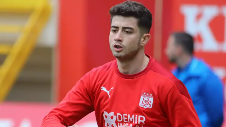 Kerem yuvaya dönüyor