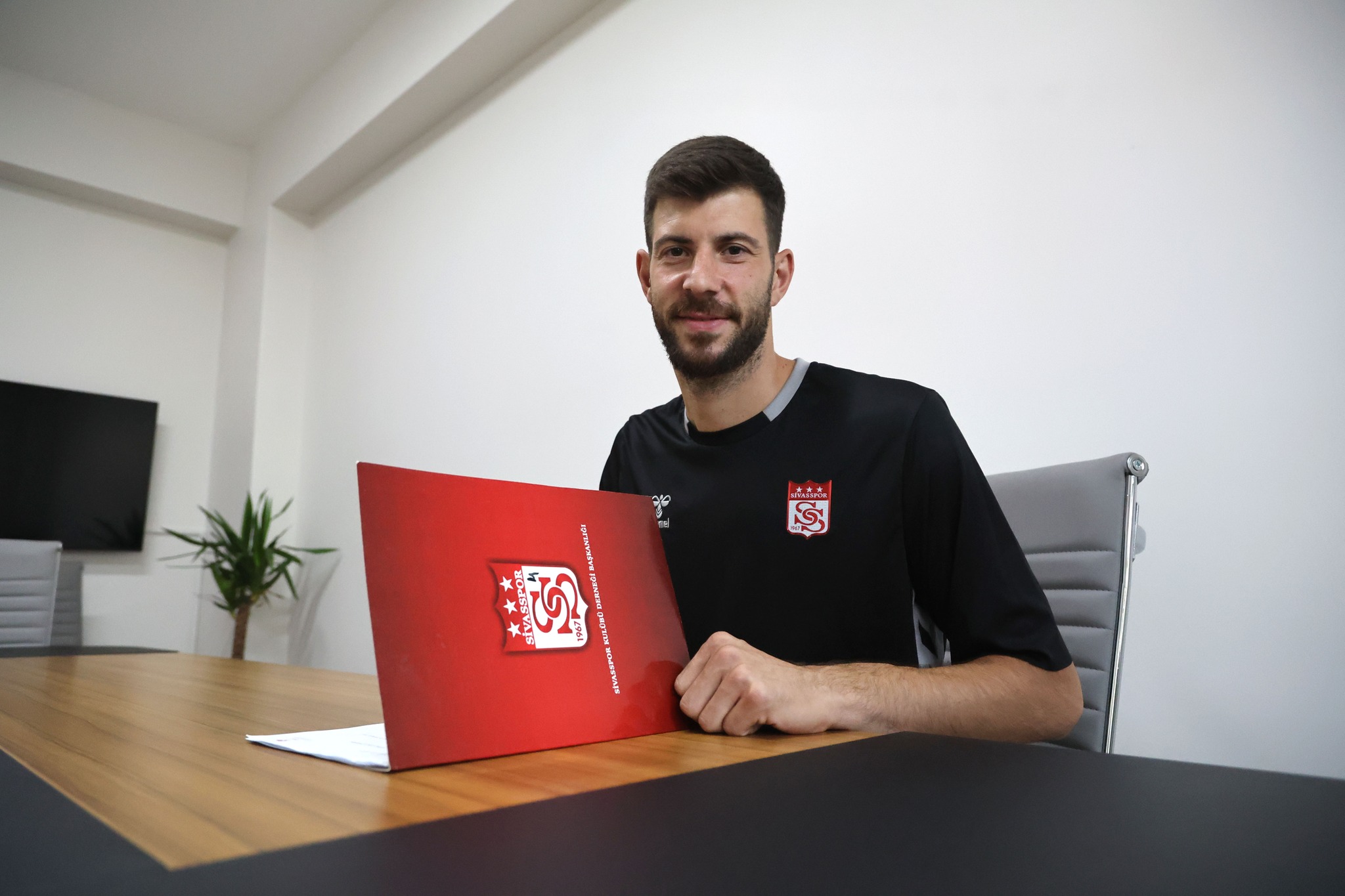 Sivasspor'dan Kaleci Transferi