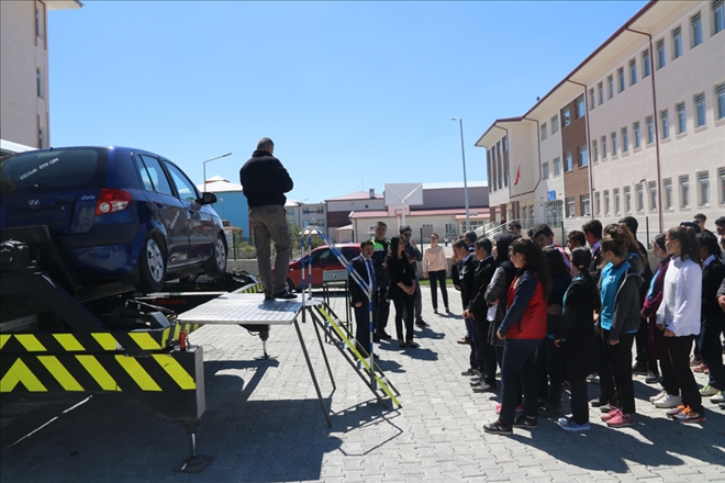 ULAŞ´TA EMNİYET KEMERİNİN ÖNEMİ ANLATILDI