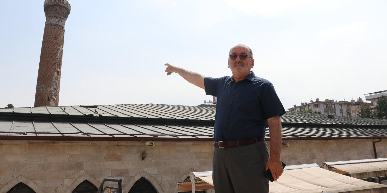 Sivas Ulu Camii 3 Yıllığına İbadete Kapatıldı, Çalışmalar Başladı