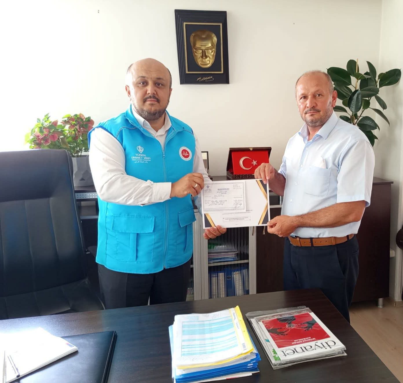 Sivaslı Çiftçiden Gazze’ye Öşür Desteği