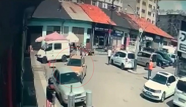 Sivas’ta Sürücü Rahatsızlandı, Otomobil 6 Araca Çarptı